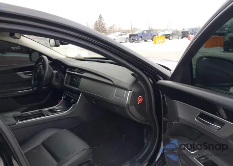 2017 Jaguar Xf 35T from USA, damaged, VIN SAJBS4BV7HCY27556